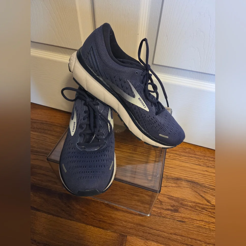 Brooks Ghost 13 Running Shoes Size 10 - Picture 13 of 14